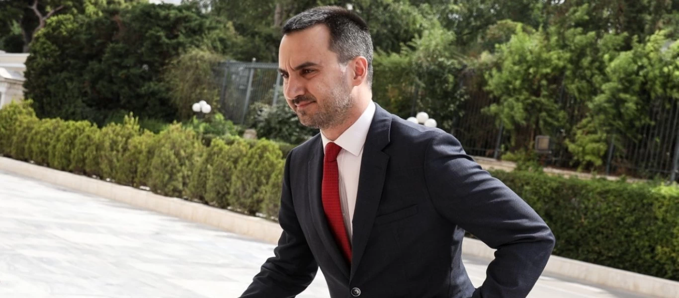 Α.Χαρίτσης: «Γενικευμένη η επίθεση της κυβέρνησης σε εργαζόμενους & μεσαία στρώματα»